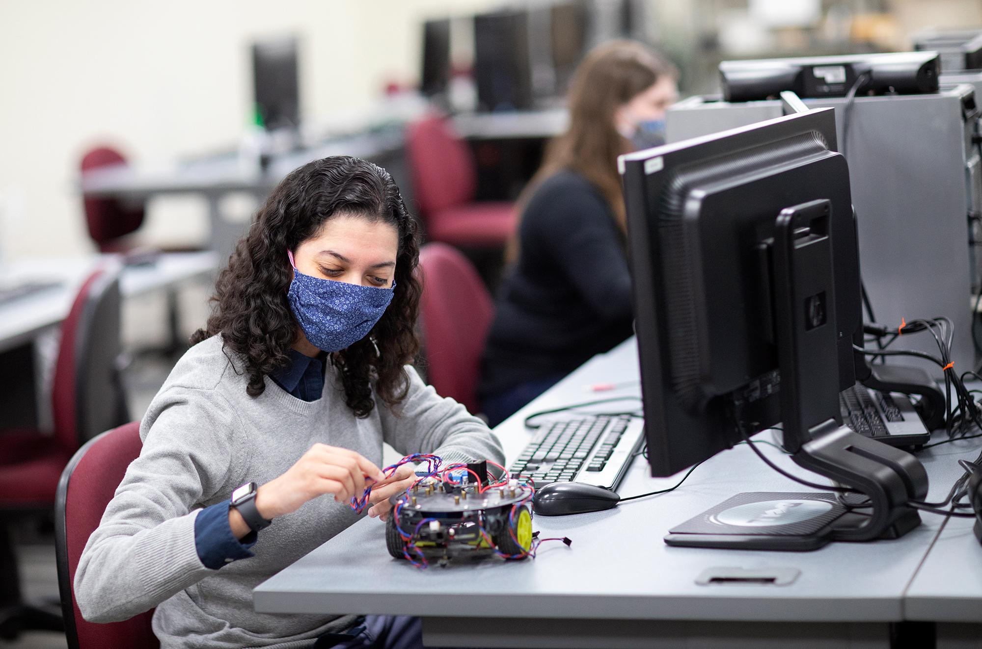 Computer scientist. The World Training.